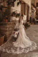 DIVITA